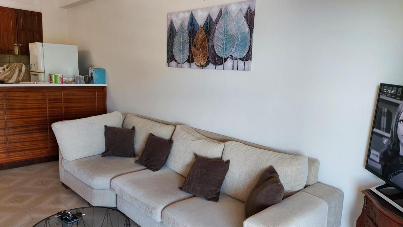 Dolphin 1 Apartman Ártemida Kültér fotó