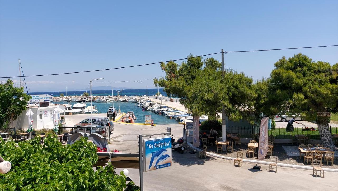 Dolphin 1 Apartman Ártemida Kültér fotó