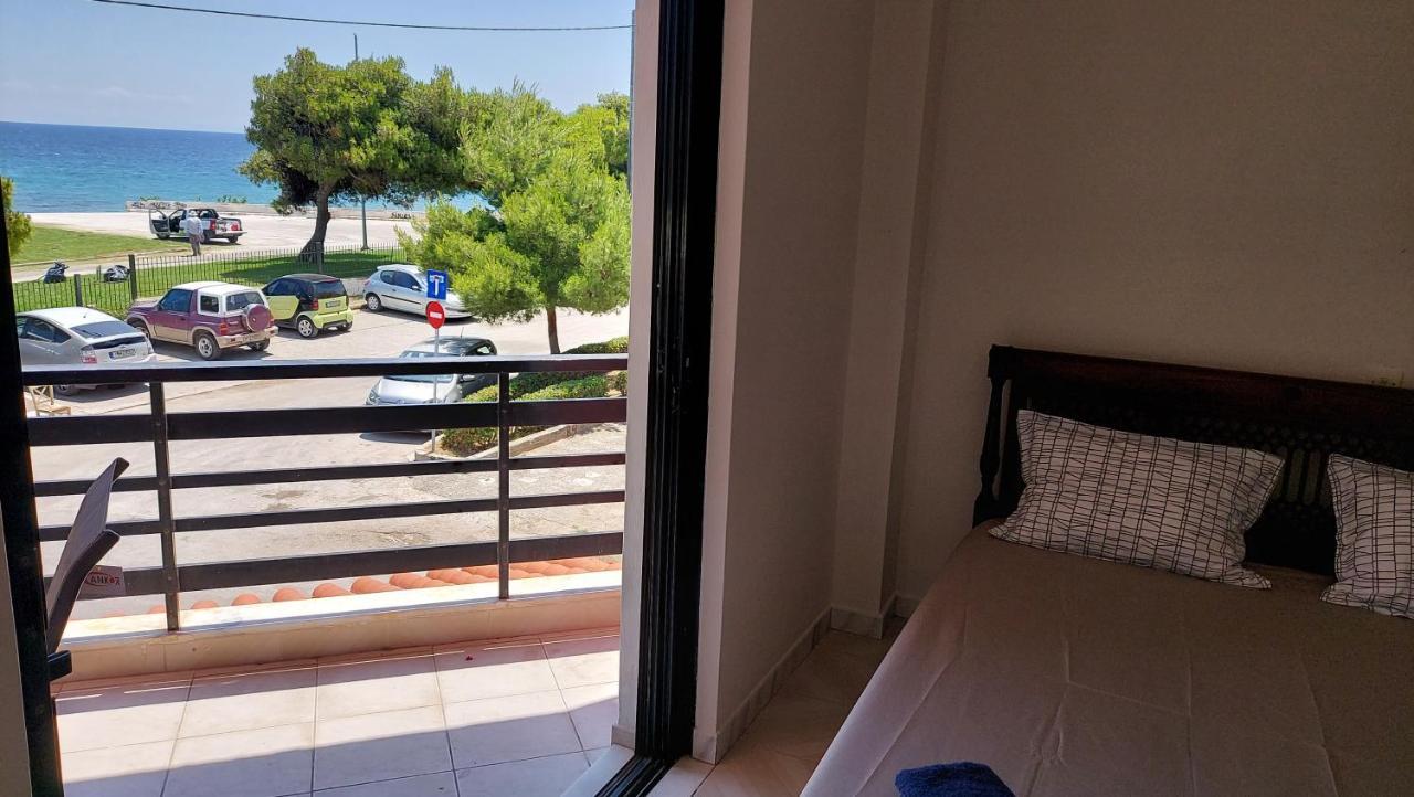 Dolphin 1 Apartman Ártemida Kültér fotó