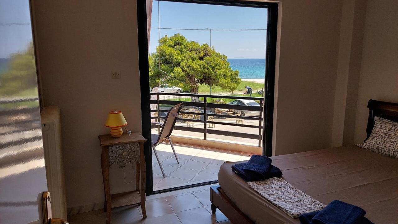 Dolphin 1 Apartman Ártemida Kültér fotó